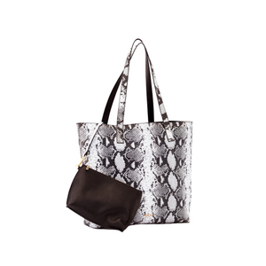 
            
                Load image into Gallery viewer, Amâna Jeanne tote bag
            
        