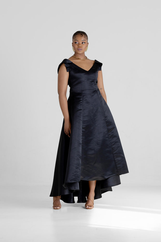 Frida Black Classic Maxi Dress