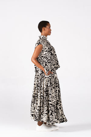Colleen Eitzen Black/Cream Print Rayon Cat Top