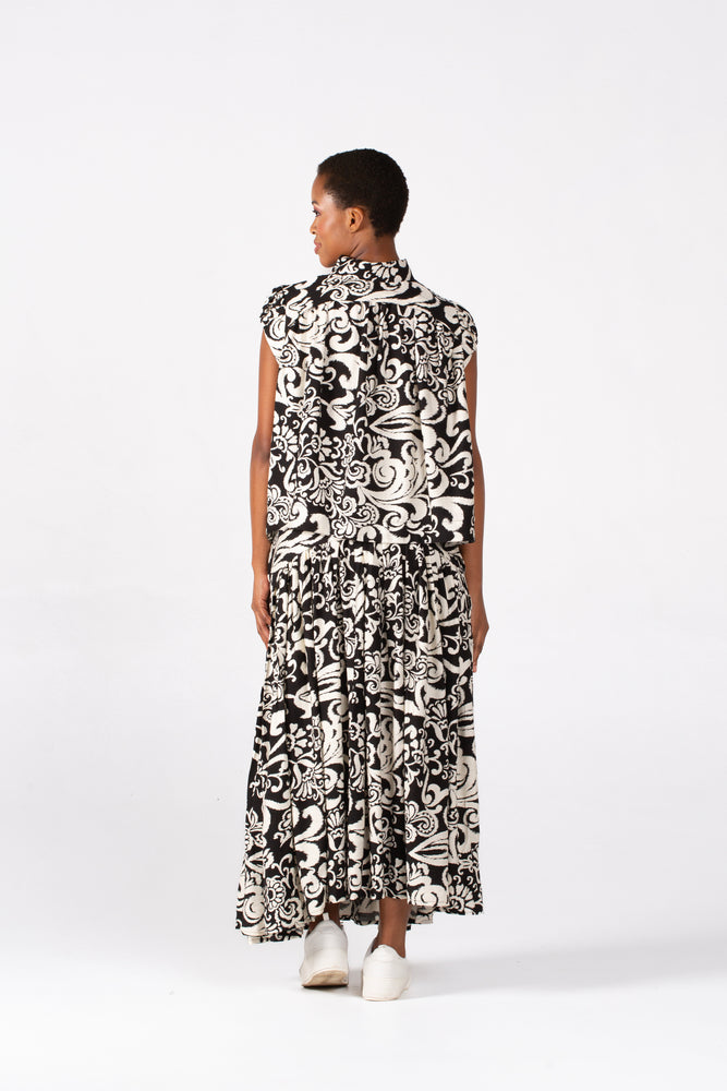 Colleen Eitzen Black/Cream Print Rayon Cat Top