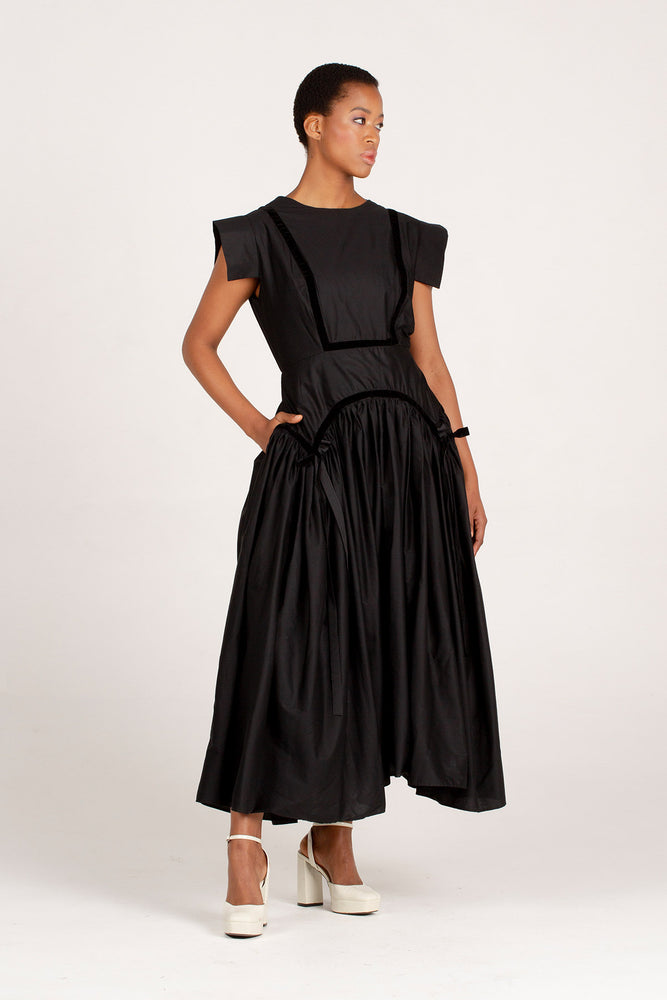 Angalia Mwezi Dress