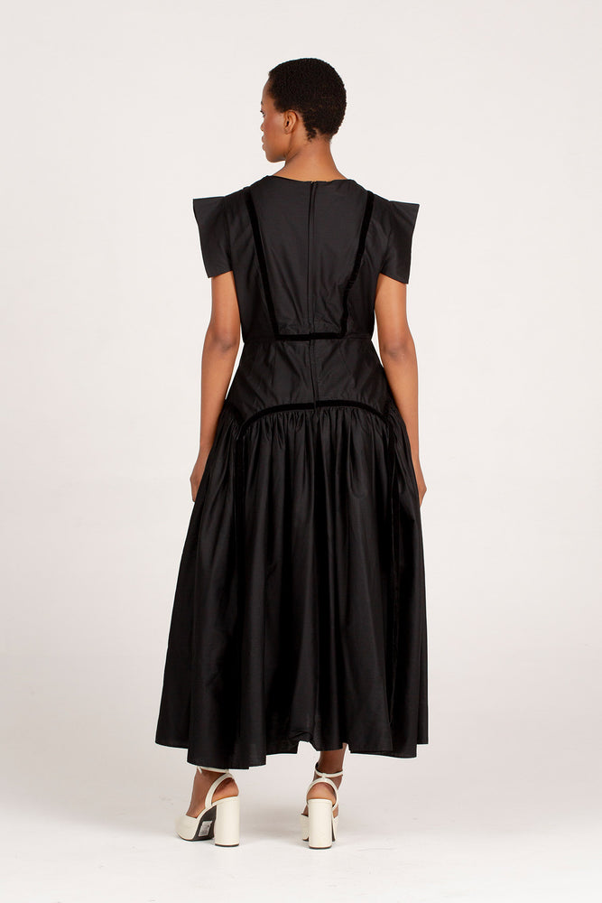Angalia Mwezi Dress