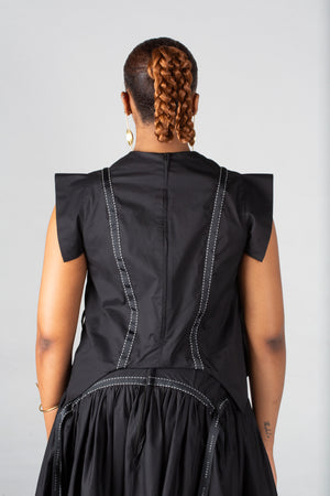 Angalia Mwezi Top- Round Neckline Top, A Line Shape With A Belt