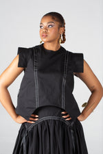 Angalia Mwezi Top- Round Neckline Top, A Line Shape With A Belt