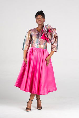 Du Confidence Dramatic Classy Crop Top