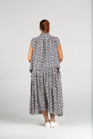 Colleen Eitzen Navy Optical Print Cat Top