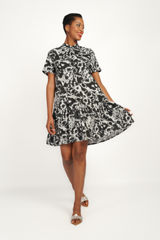 
            
                Load image into Gallery viewer, Amanda Laird Cherry Oslo Dress
            
        