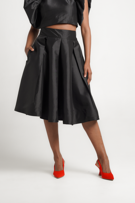 Frida Black Pleated Skirt