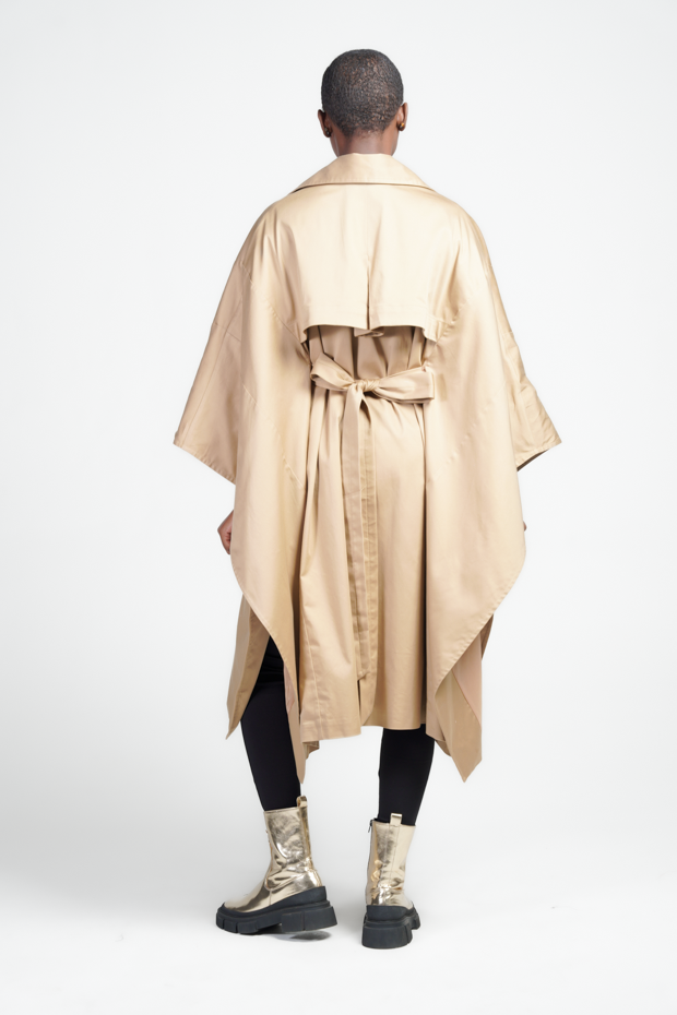 
            
                Load image into Gallery viewer, Amanda Laird Cherry Thompson Coat
            
        