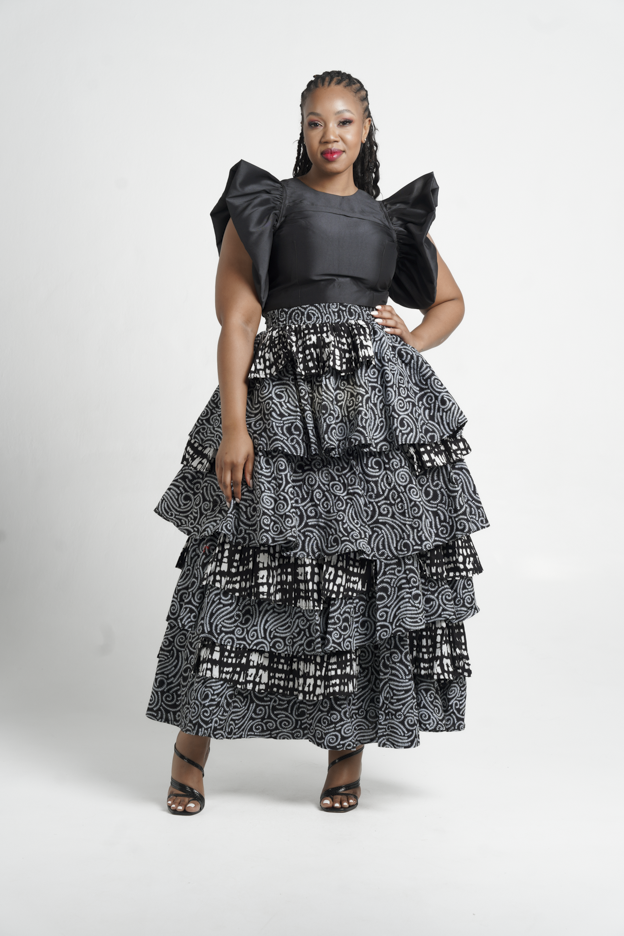 Frida Black/White Contrasted Multilayered Skirt