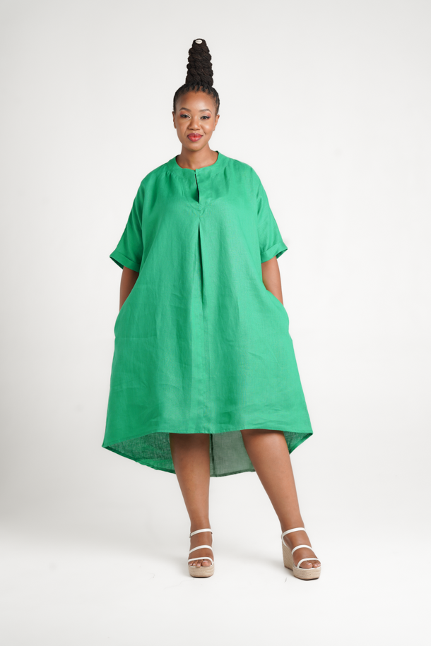 
            
                Load image into Gallery viewer, Colleen Eitzen Emerald Linen Ava Dress
            
        
