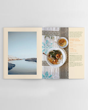 
            
                Load image into Gallery viewer, Castaway - finding yourself in paradise - cookbook
            
        
