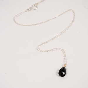 
            
                Load image into Gallery viewer, Barely There Gems Black Onyx Sterling Silver Necklace
            
        