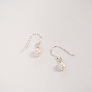 
            
                Load image into Gallery viewer, Barely There Gems Pearl Drop Earrings
            
        